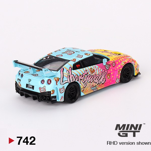 LB　35GT.R Inno64 Models 1/64 LB-Silhouette Works GT Nissan 35GT-RR